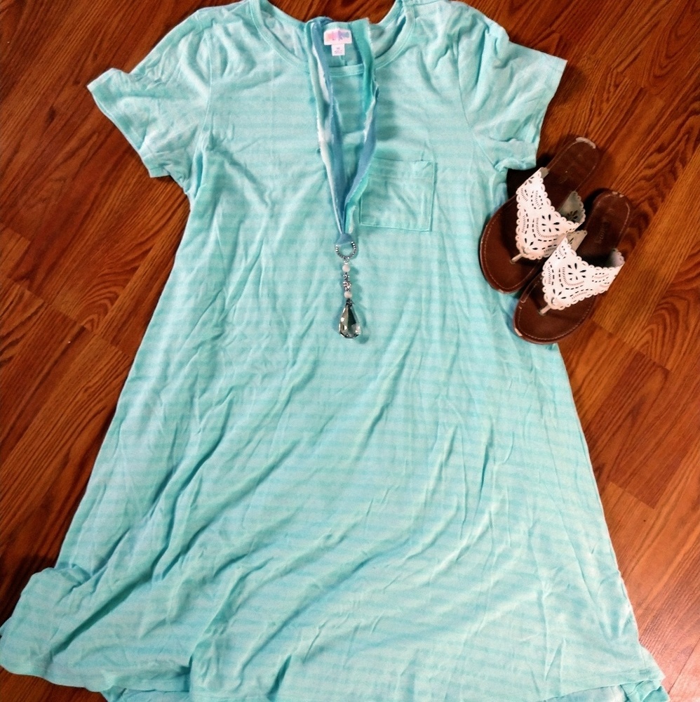 Lularoe Carly Dress- Medium